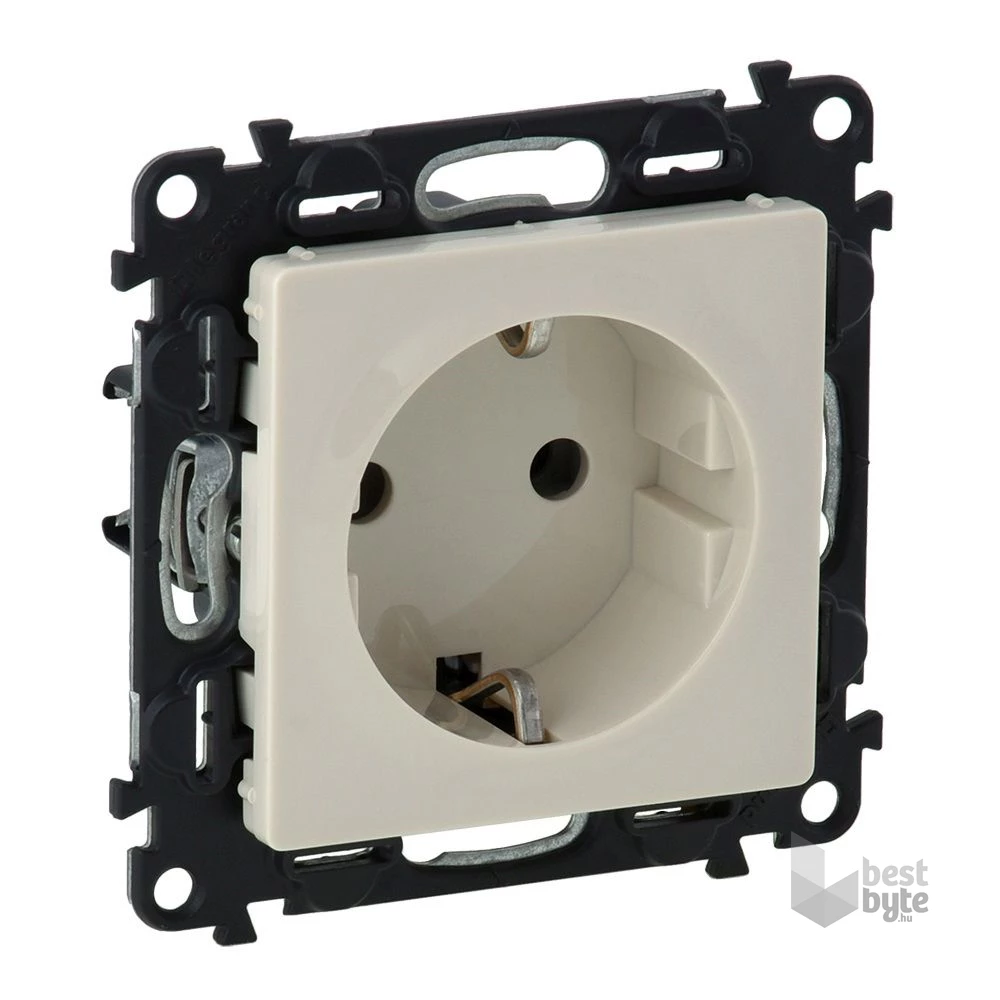 Legrand 753220 Valena Life elefántcsont 2P+F csatlakozóaljzat gyermekvédelemmel