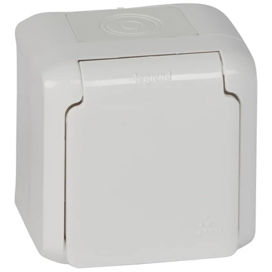 Legrand 782373 Forix IP44 fehér 2P+F csatlakozóaljzat