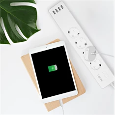 Logilink SH0104 Wi-Fi Smart Socket aljzat, 4 utas, (CEE 7/3), 4x USB, Tuya kompatibilis