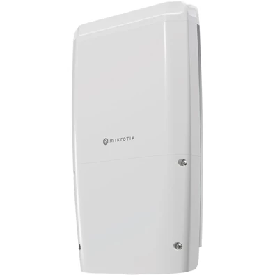 MikroTik CRS504-4XQ-IN L5 1xFE LAN, 4x 100G QSFP28 port kültéri Cloud Router Switch