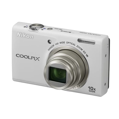 Nikon Coolpix S6200 fehér 16MP digitális fényképezőgép