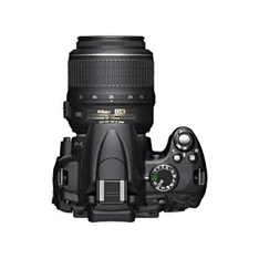 NIKON D5000 + 18-55mm f/3.5 - 5.6 GII AF-S VR DX Zoom NIKKOR KIT 12MP