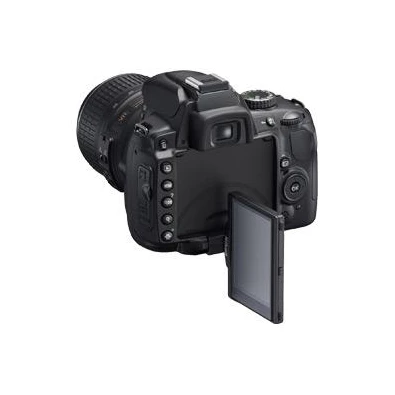 NIKON D5000 + 18-55mm f/3.5 - 5.6 GII AF-S VR DX Zoom NIKKOR KIT 12MP