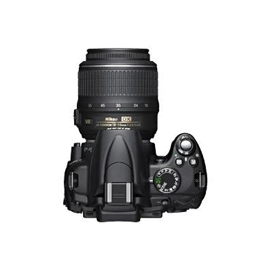 NIKON D5000 + 18-55mm f/3.5 - 5.6 GII AF-S VR DX Zoom NIKKOR KIT 12MP