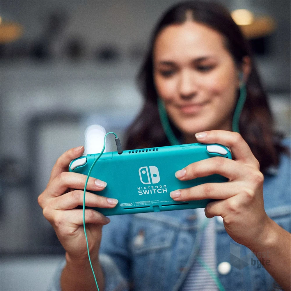 Nintendo Switch Lite türkiz játékkonzol