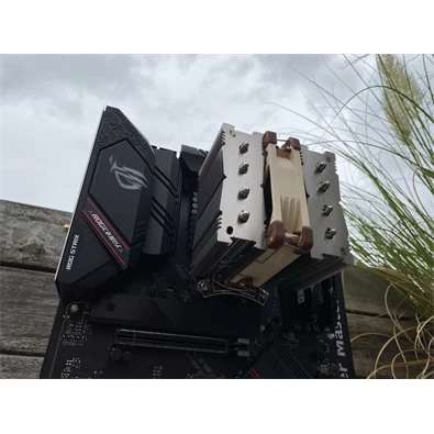 Noctua NH-D9L 9cm univerzális 3U processzor hűtő