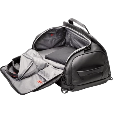 OMEN by HP Transceptor 17 gamer notebook táska