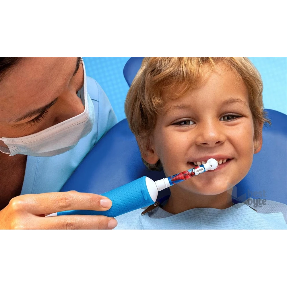 Oral-B D103 Vitality PRO Spiderman gyerek elektromos fogkefe