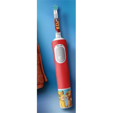 Oral-B Vitality Pro Kids 3+ Lion King gyerek elektromos fogkefe + utazótok