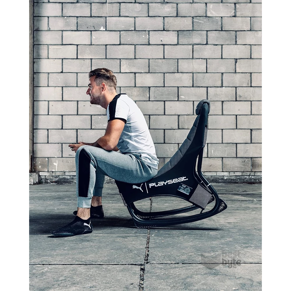 Playseat PUMA Active fekete játékülés