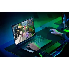 RAZER Blade 18 K9-NT laptop (18"QHD+/Intel Core i9-13950HX/32GB/1TB/RTX 4080/Win11) - fekete