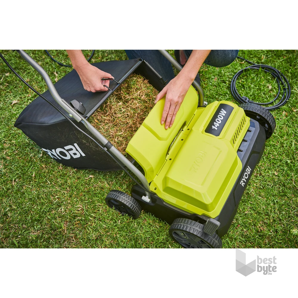 Ryobi RY1400SF35B 1400 W 35 cm gyepszellőztető