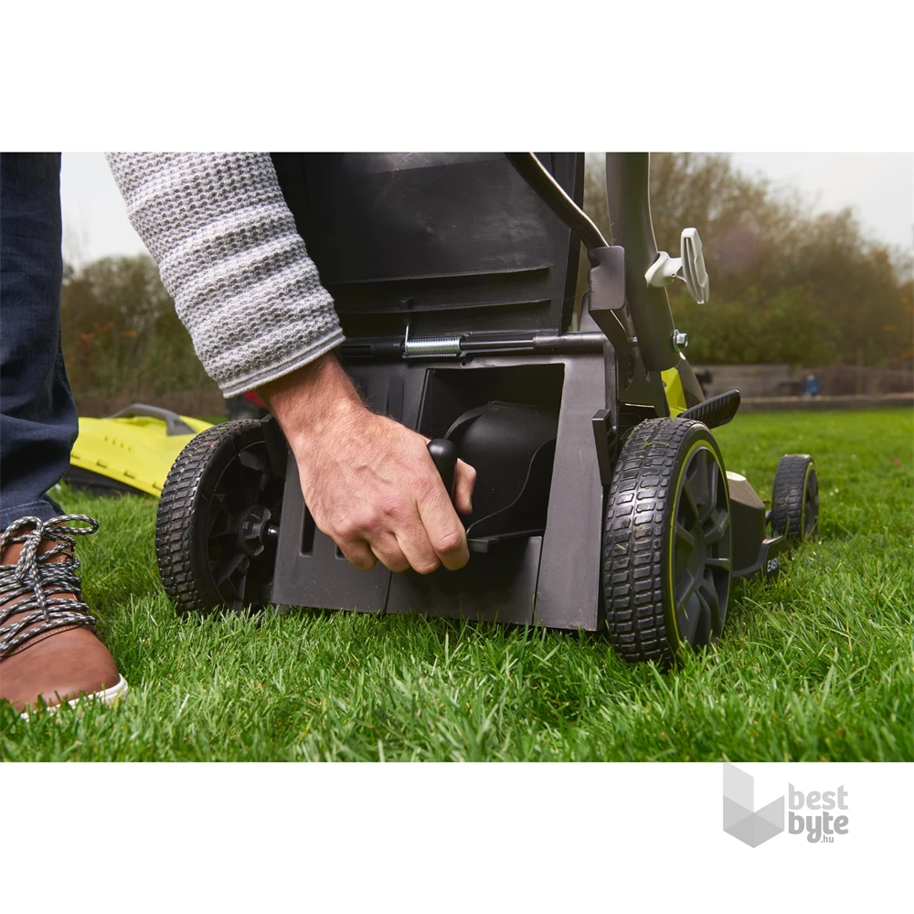 Ryobi RY18LMX37A-150 37cm (1 x 5.0 Ah) 18 V szénkefe nélküli fűnyíró