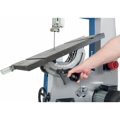Scheppach BASA 3 - szalagfűrész álvánnyal