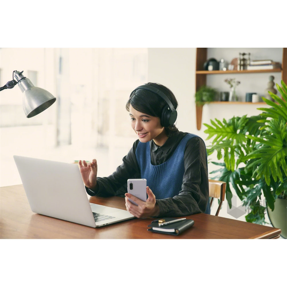 Sony WHCH720NB.CE7 Bluetooth zajszűrős fekete fejhallgató