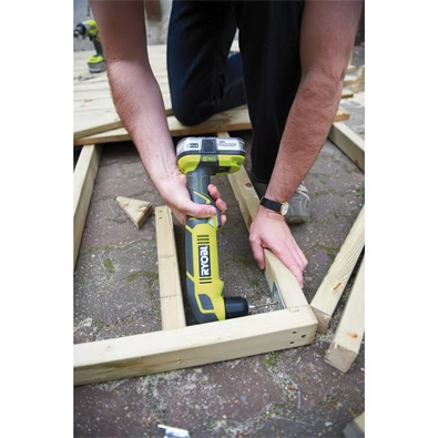 Ryobi RAD1801M 18 V sarokfúró-csavarozó
