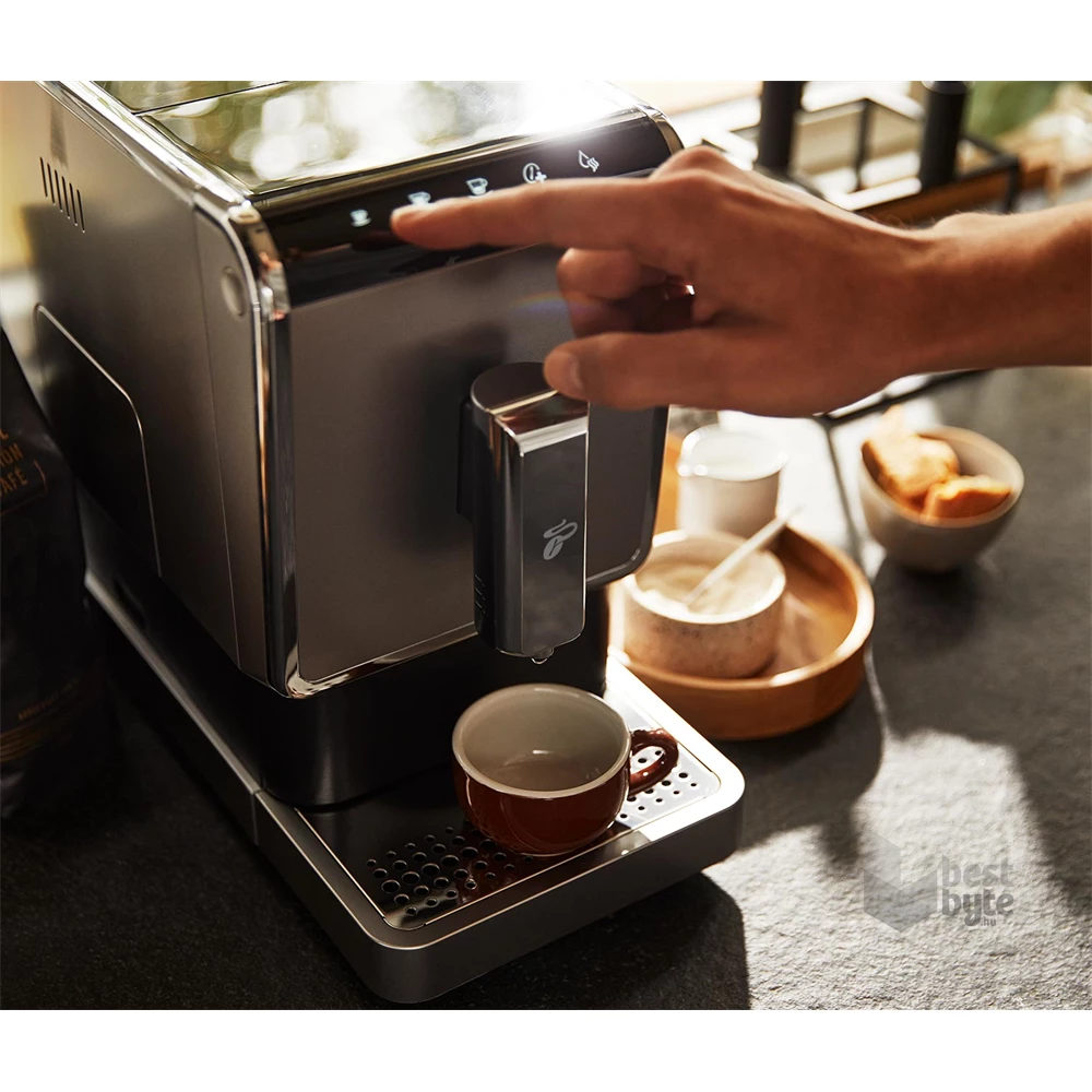 Tchibo Esperto Caffé ezüst automata kávéfőző