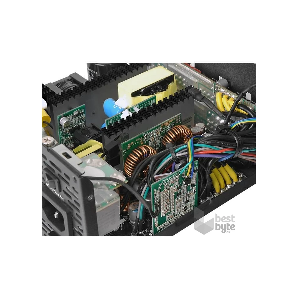 Thermaltake Toughpower Grand RGB 750W moduláris tápegység