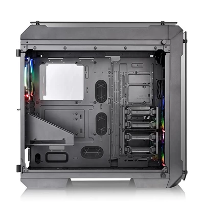 Thermaltake View 71 TG RGB Fekete ablakos (Táp nélküli) E-ATX ház