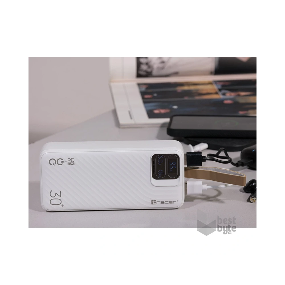 Tracer Blaze 30 000 mAh PD 65W Quick Charge 3.0 fehér hordozható power bank