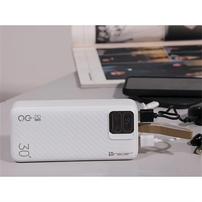 Tracer Blaze 30 000 mAh PD 65W Quick Charge 3.0 fehér hordozható power bank