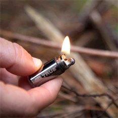 True Utility TU262K Firestash vízálló öngyújtó és kulcstartó