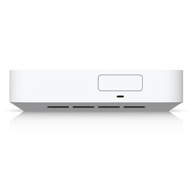 Ubiquiti UniFi UCG-Max 4x2.5 GbE LAN 1x2.5 Multi-Gigabit WAN port Security Cloud Gateway router