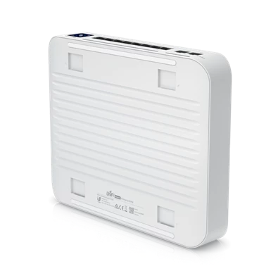 Ubiquiti UniFi USW-Enterprise-8-PoE 8x 2.5GbE Multi-Gigabit PoE LAN 2xSFP+ port L3 menedzselhető switch
