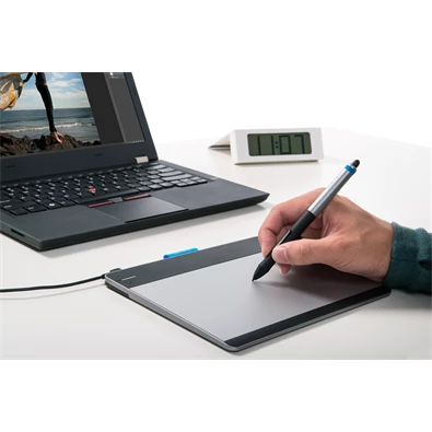 Wacom Intuos Manga EN/DE/NL digitalis rajztábla
