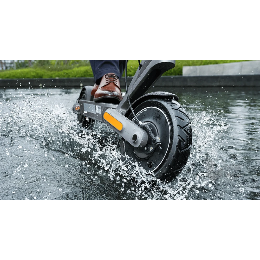 Xiaomi BHR5764GL Electric Scooter 4 Ultra EU elektromos roller