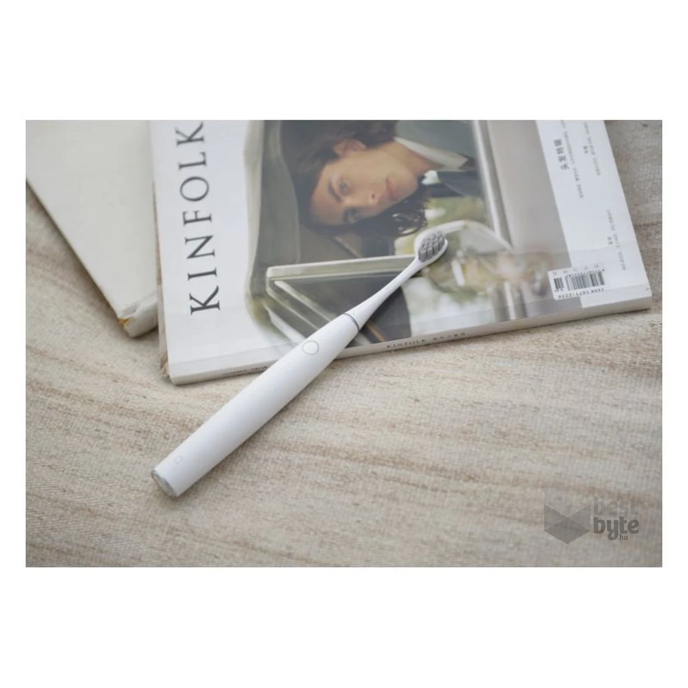 Oclean Air 2 fehér szónikus elektromos fogkefe